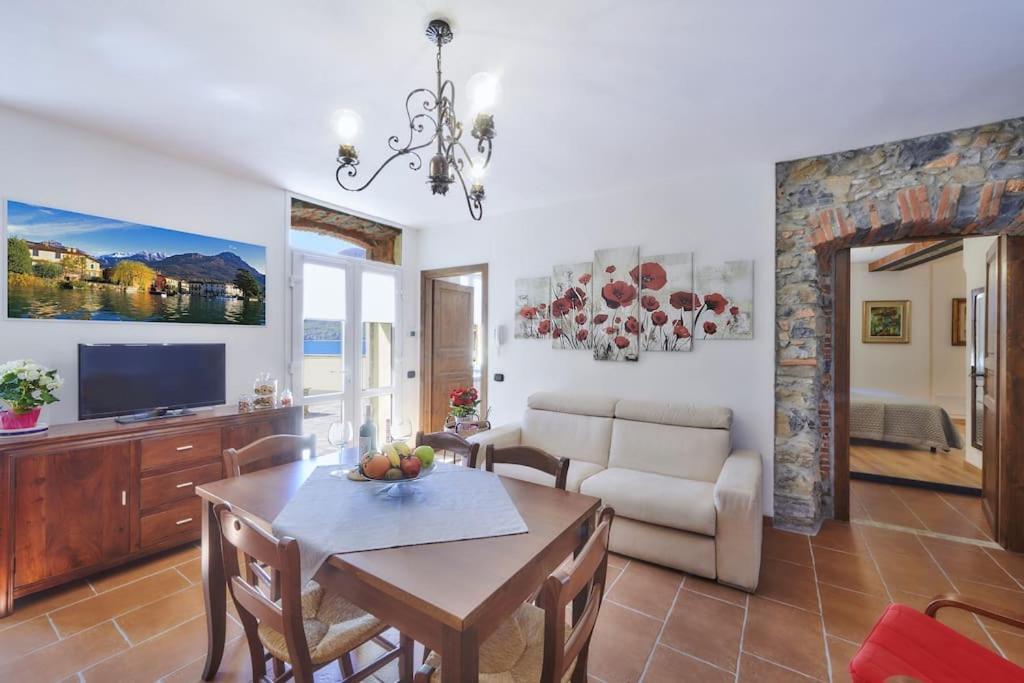 Casa Ducale Como Lake View Mandello del Lario Dış mekan fotoğraf