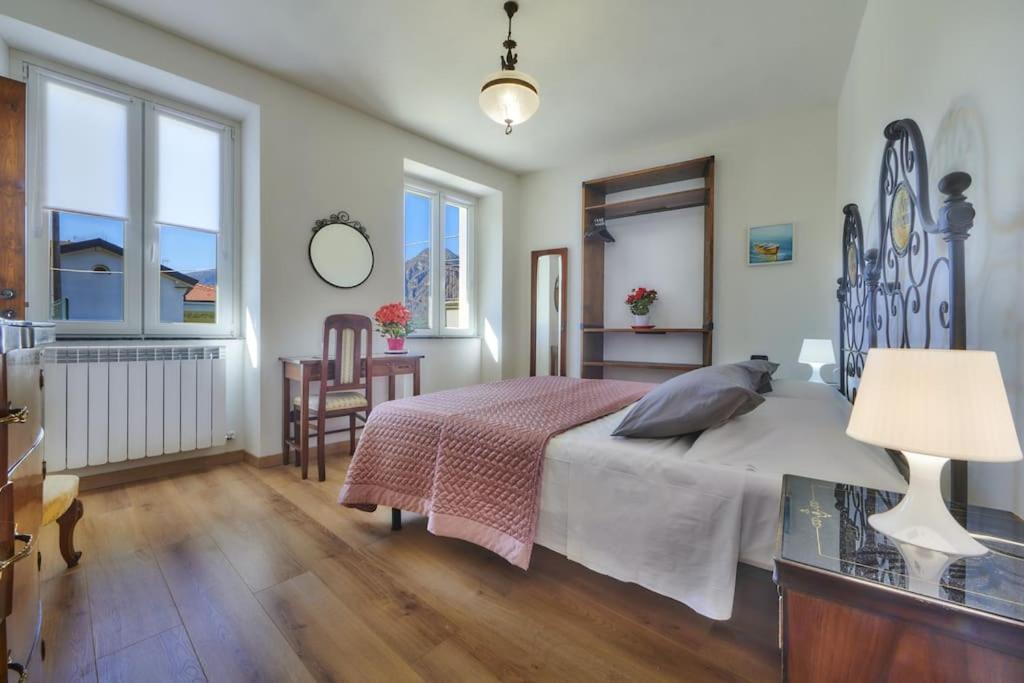 Casa Ducale Como Lake View Mandello del Lario Dış mekan fotoğraf