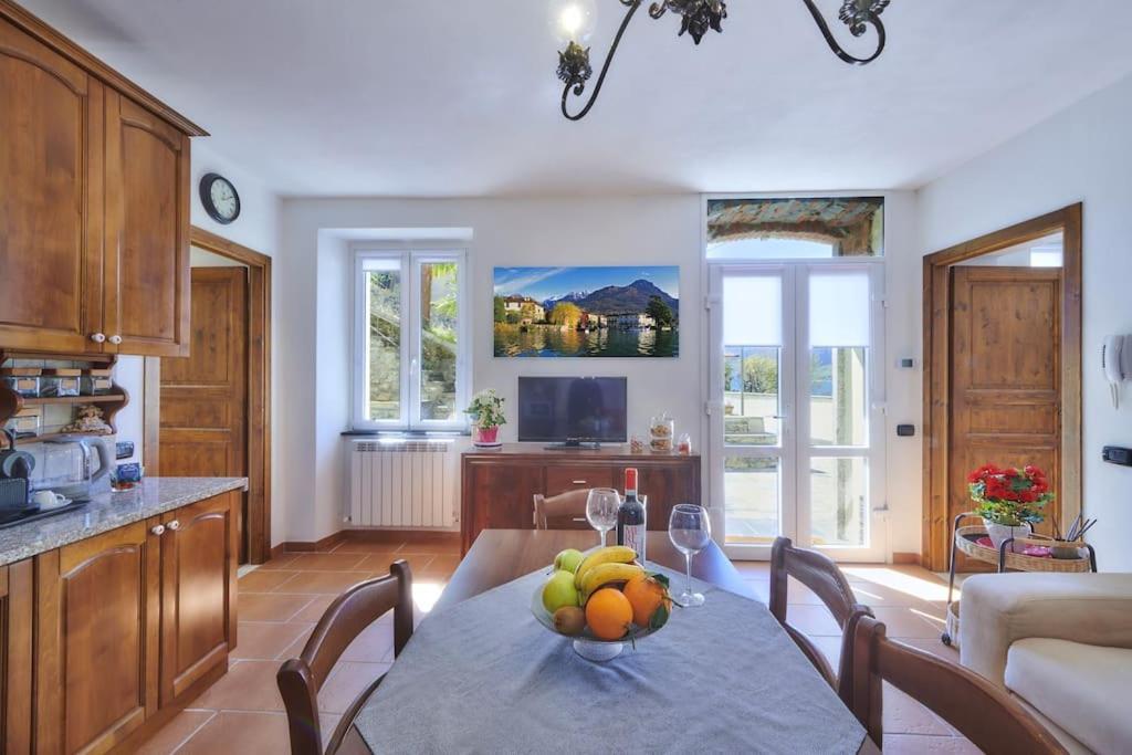 Casa Ducale Como Lake View Mandello del Lario Dış mekan fotoğraf