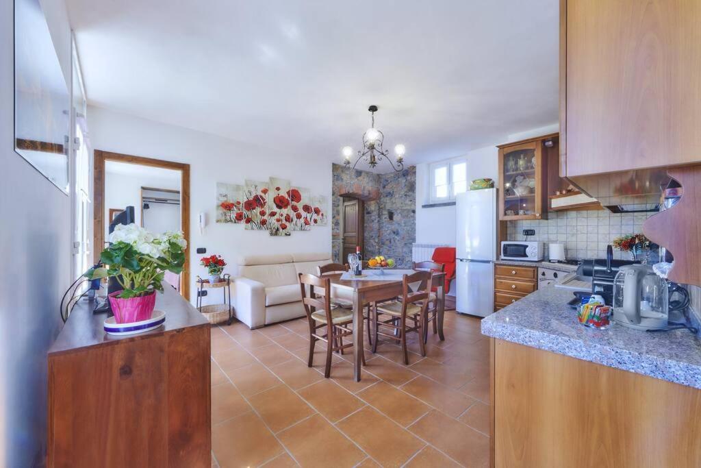Casa Ducale Como Lake View Mandello del Lario Dış mekan fotoğraf